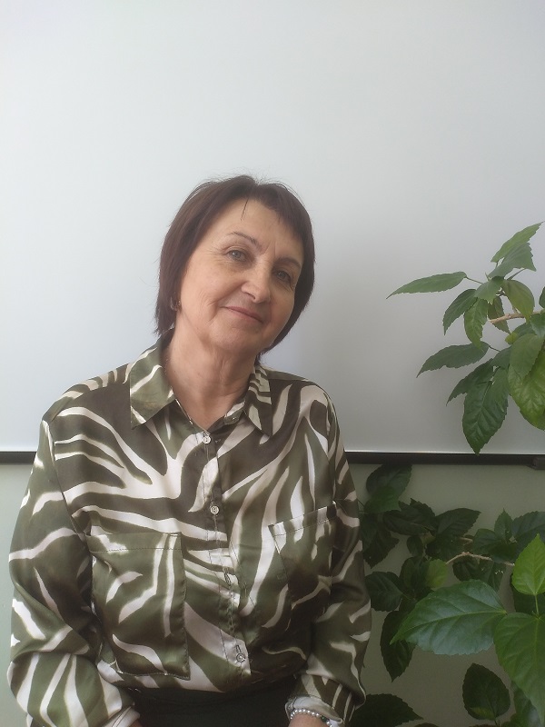 Разжигалова Светлана Ивановна.